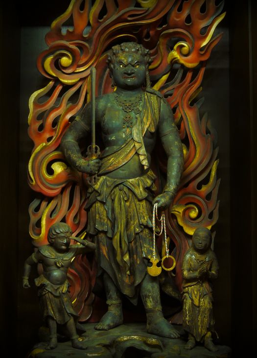 密教仏画 金剛界系曼荼羅図 祖師像付 仏教掛軸 寺院様式 七宝瀧寺絹本