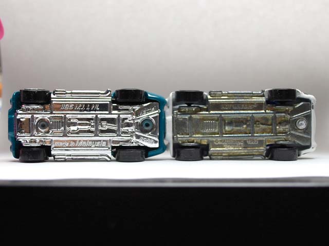 ホットウィール HEAVY CHEVY 主に台紙左、プラスチック左側劣化