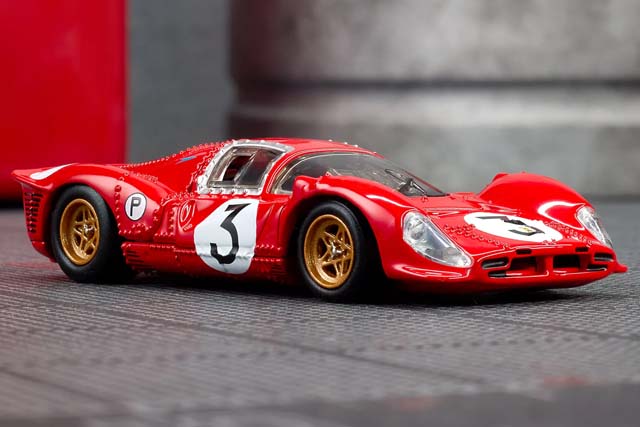 ELITE64シリーズの1967 FERRARI 330 P4即完売＆2025 Formula 1 Team