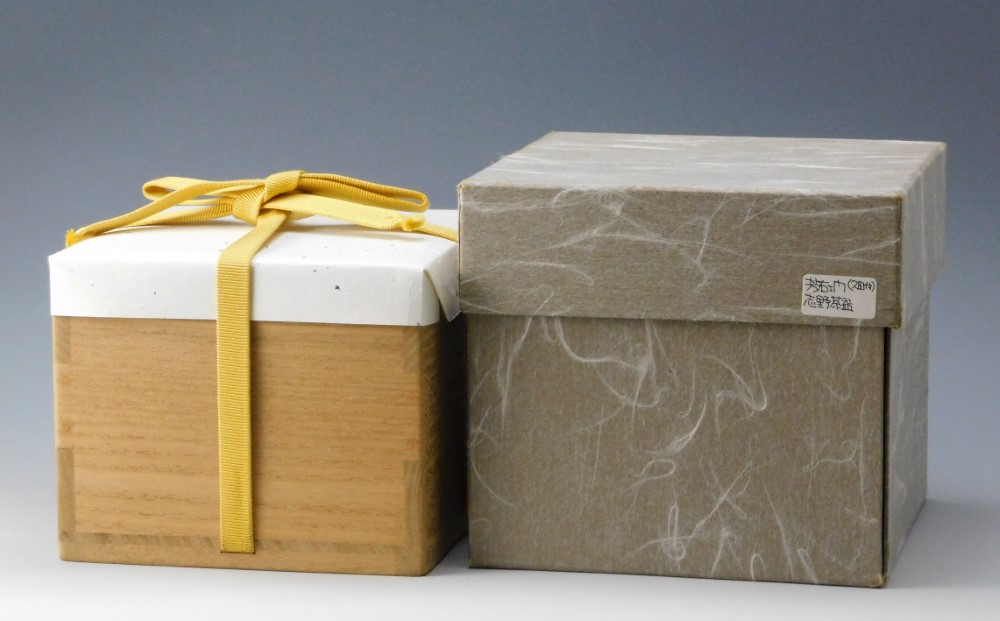 尋牛斎箱 加藤芳右衛門 絵志野茶碗 | いとう鳳凰堂古美術店