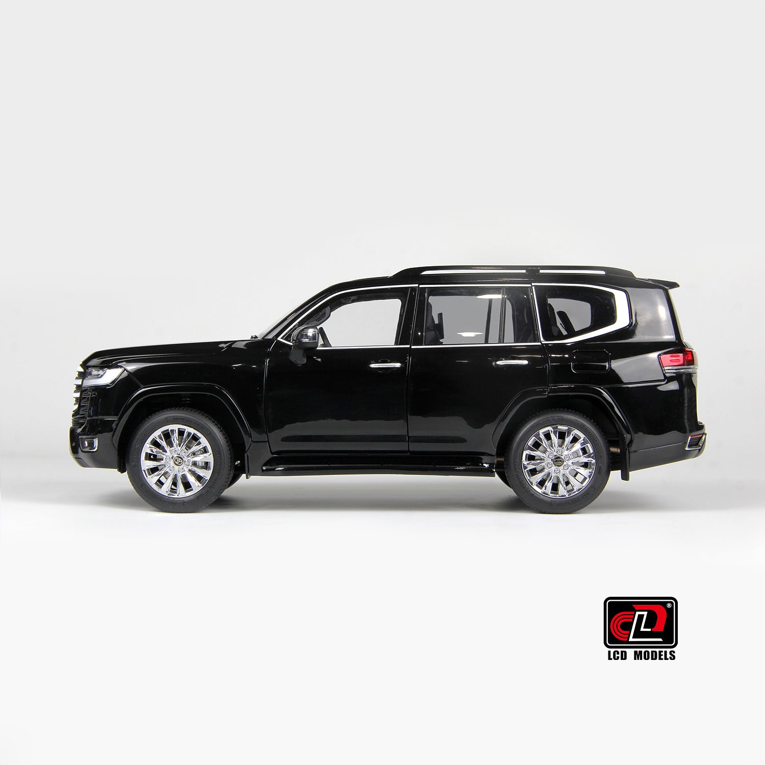LCD 1:18 Toyota Land Cruiser LC300 ZX (5 Colours) – Horizon Diecast