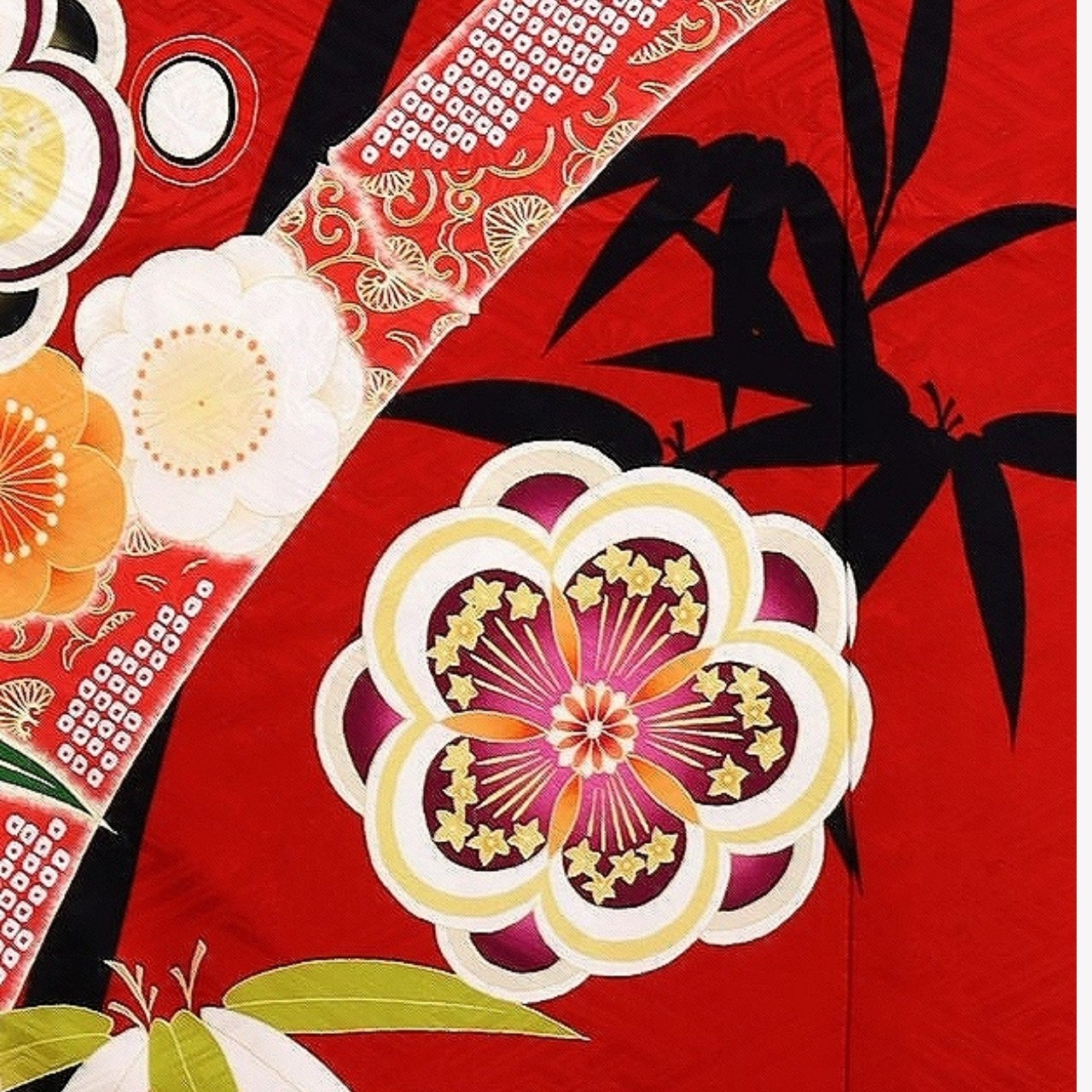 なお様⁂【振袖フルセット】 +小物・肌襦袢セット 赤 扇花柄 金駒刺繍