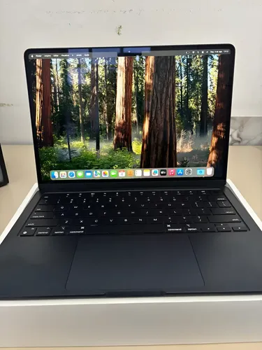 MacBook Air M2 2022 16GBメモリ 256GB 13インチ MacBook Air 13