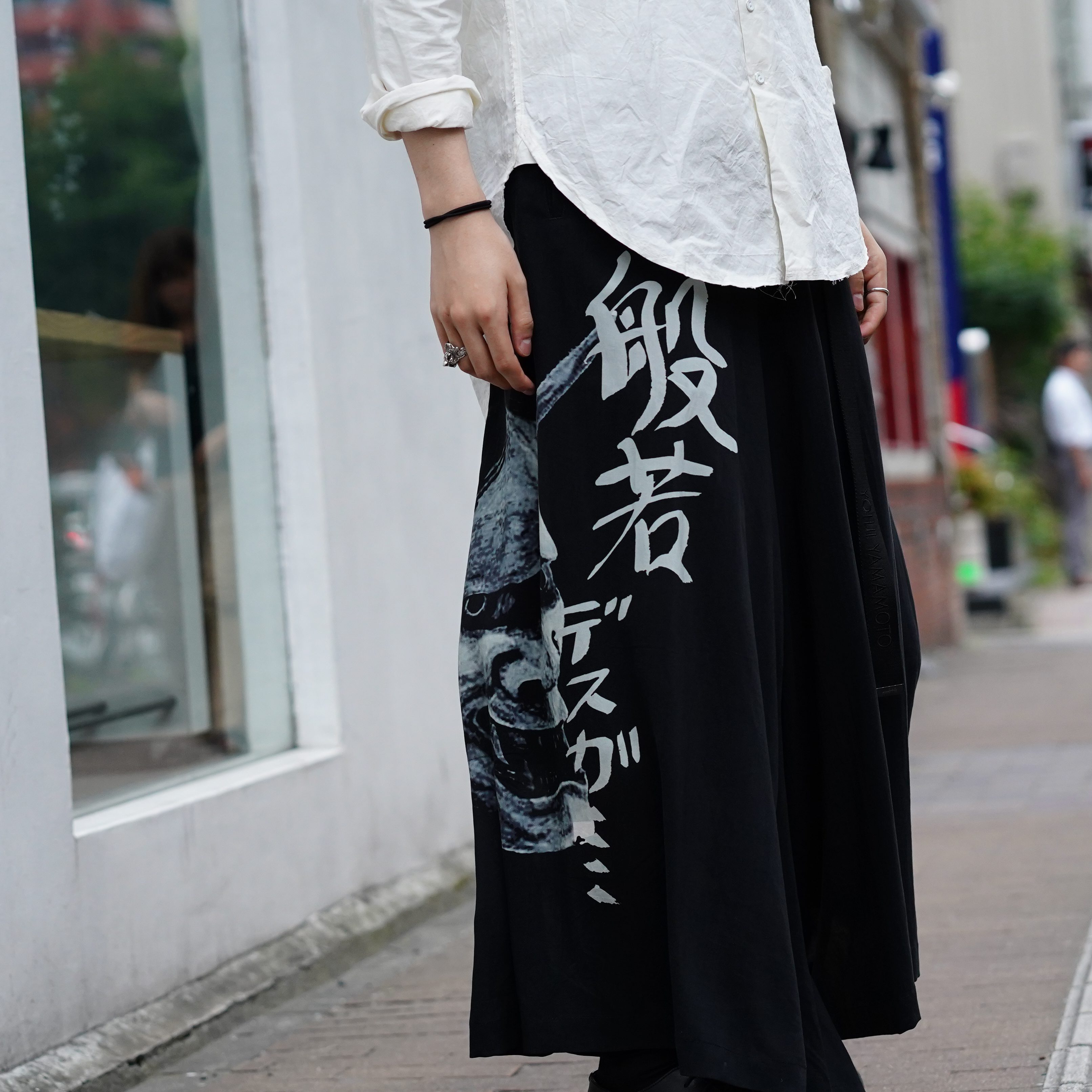 YOHJI YAMAMOTO【BLACK Scandal】Wisdom Flared Pants | HUES 福岡