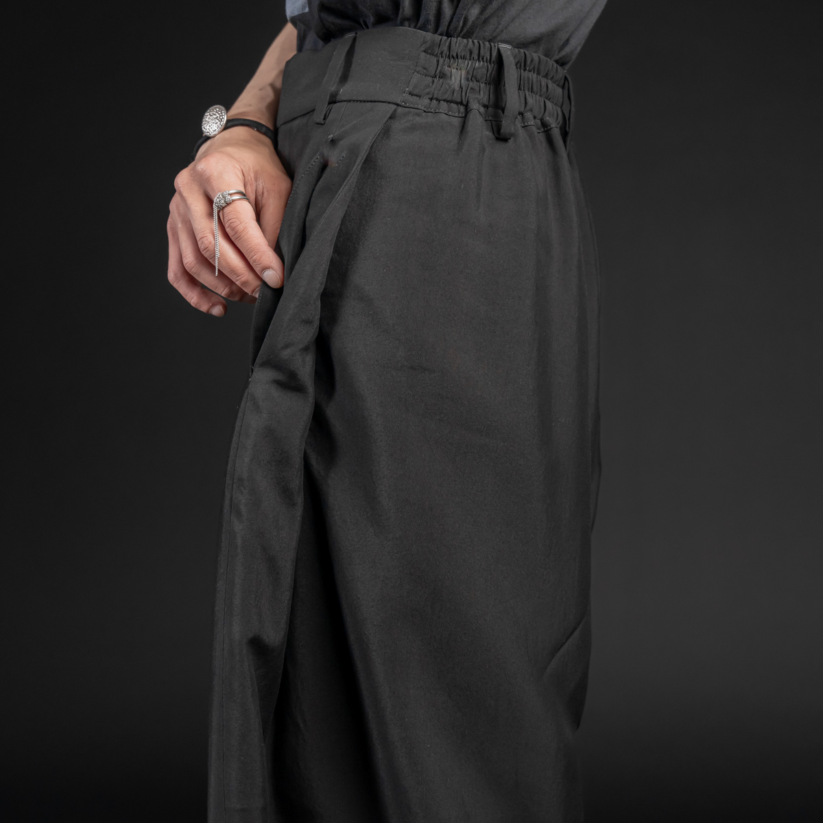 アンドゥムルメステールのワイドレッグパンツ | HUES 福岡セレクトショップ