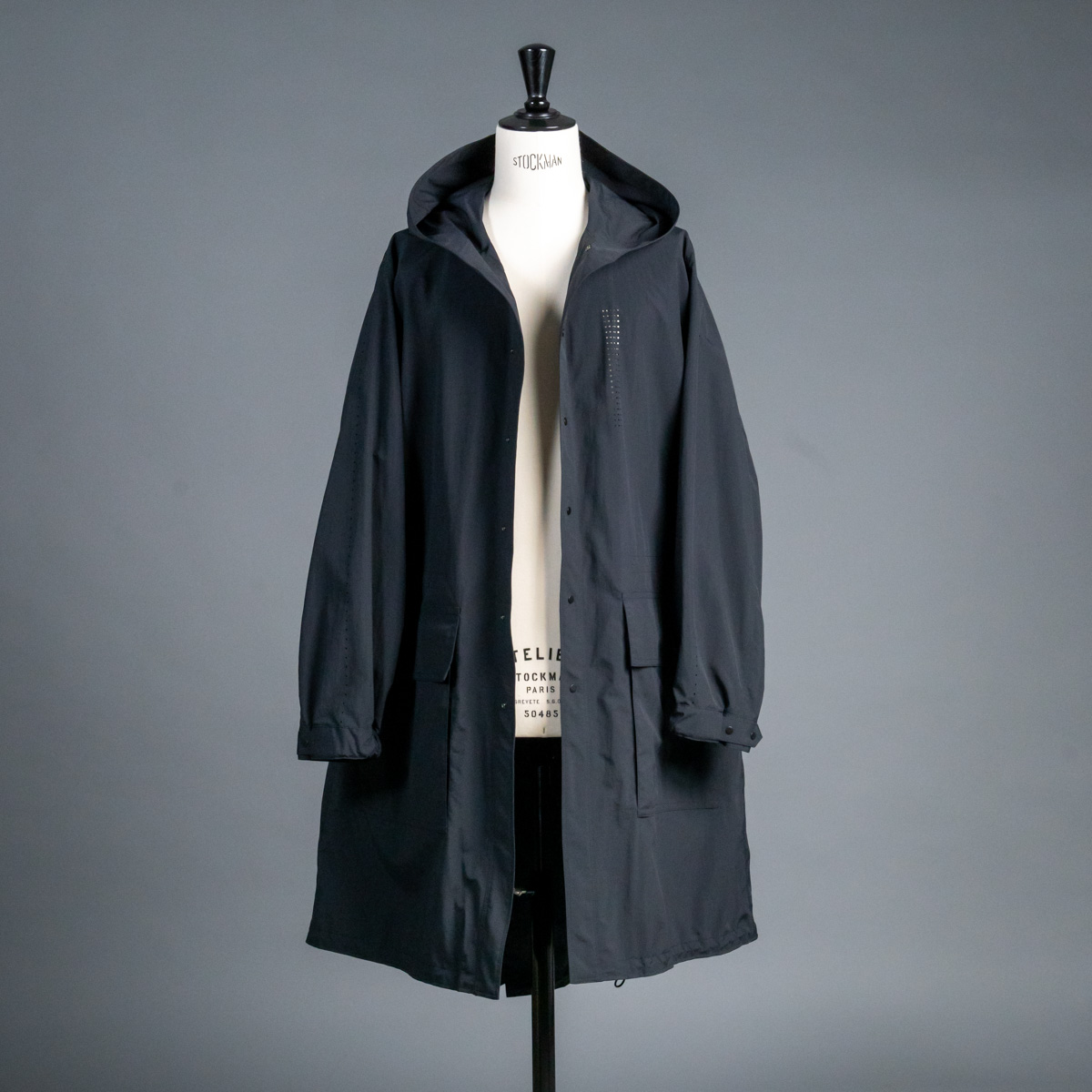 イレニサのフーデットコート | HUES 福岡セレクトショップ