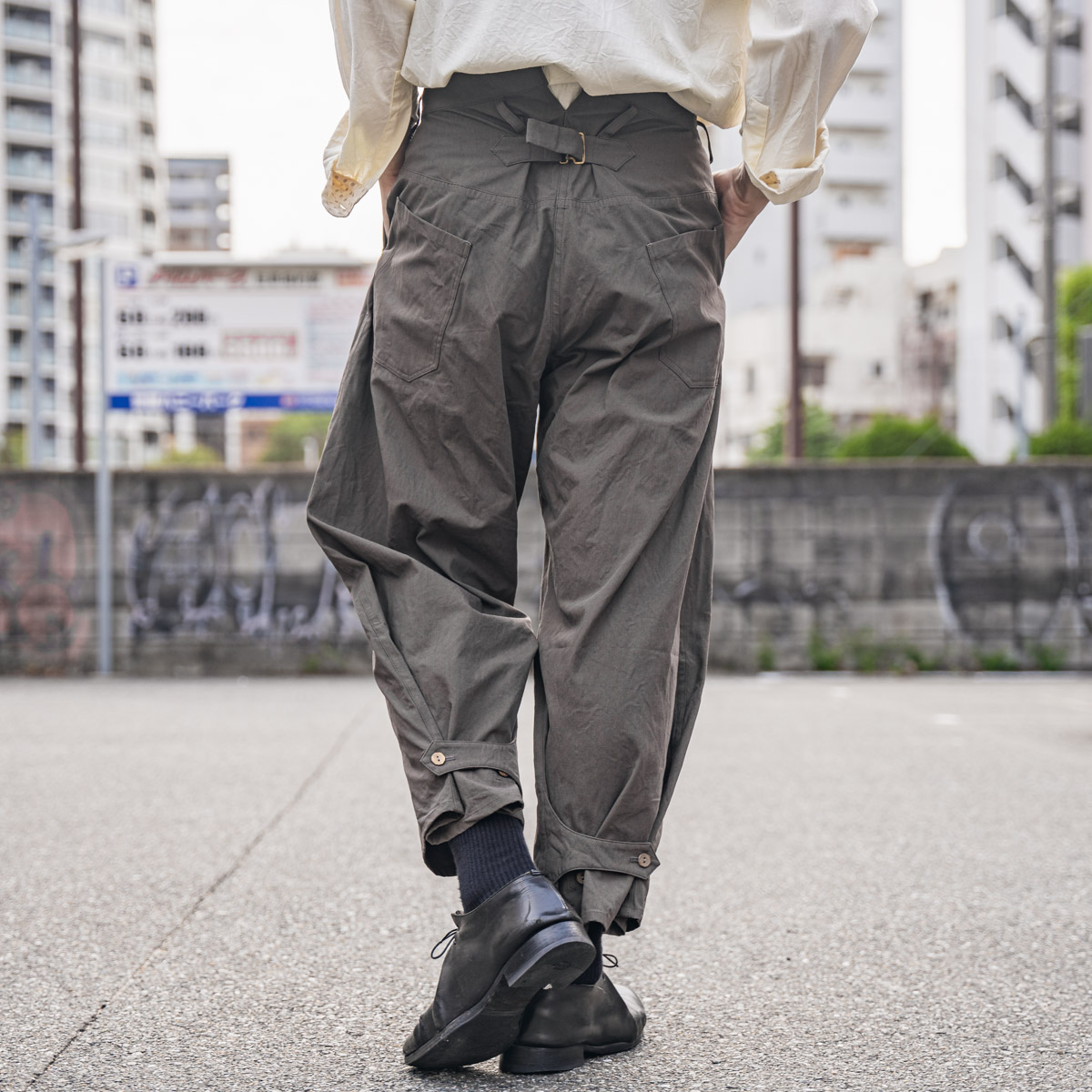 ARAKI YUU バギーパンツ | HUES 福岡セレクトショップ