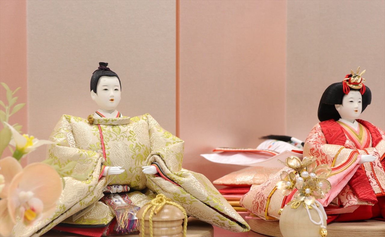 販売済み 正絹西陣織大光謹製美しい着物掲載唐草文袋帯 正絹西陣織大光