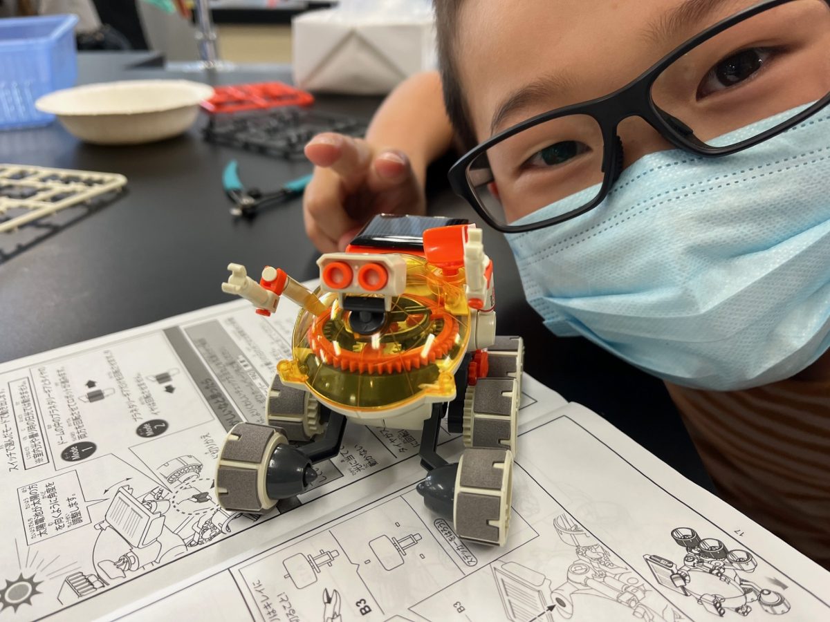 自由研究で牛乳パックカッターを開発した小学5年生の夢は“被災地に電波