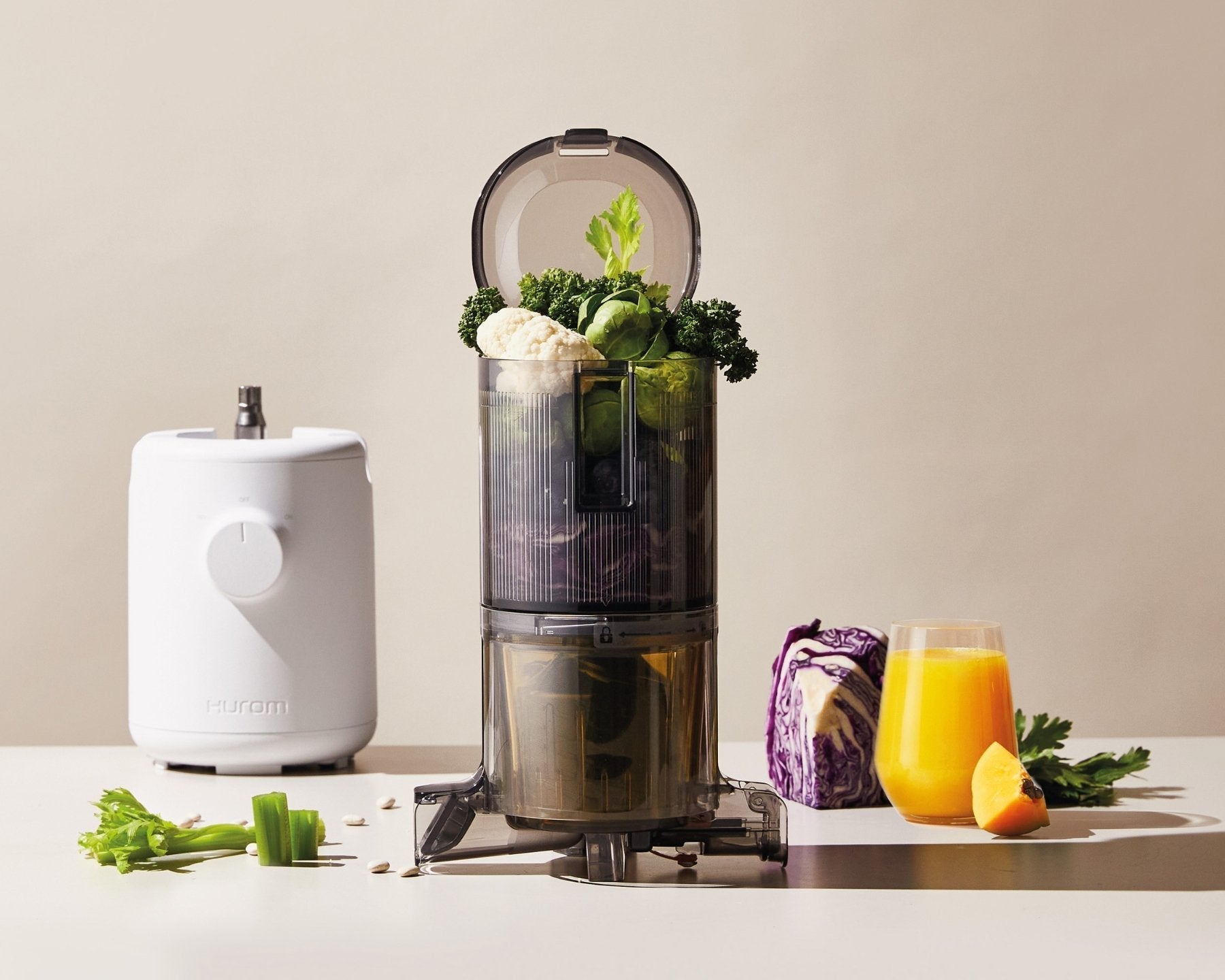 HUROM H310A Slow Juicer white | Compact & Easy Clean – Hurom