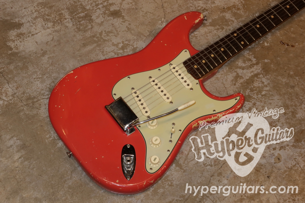 Fender '62 Stratocaster - フィエスタレッド / スラブローズ