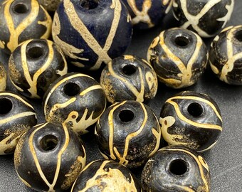 アンティークの古いガラスビーズ東南アジアビルマ鳥のフィギュアが飾