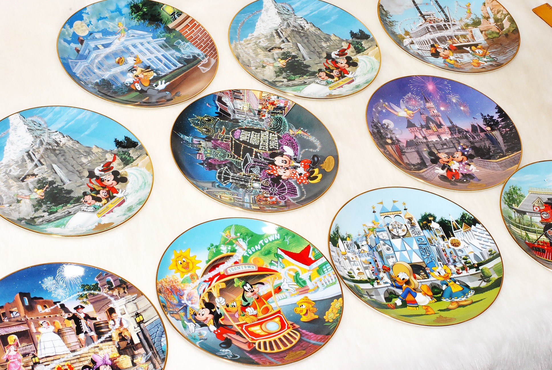 Vintage Collectible 10 Disneyland 40th Anniversary Bradford