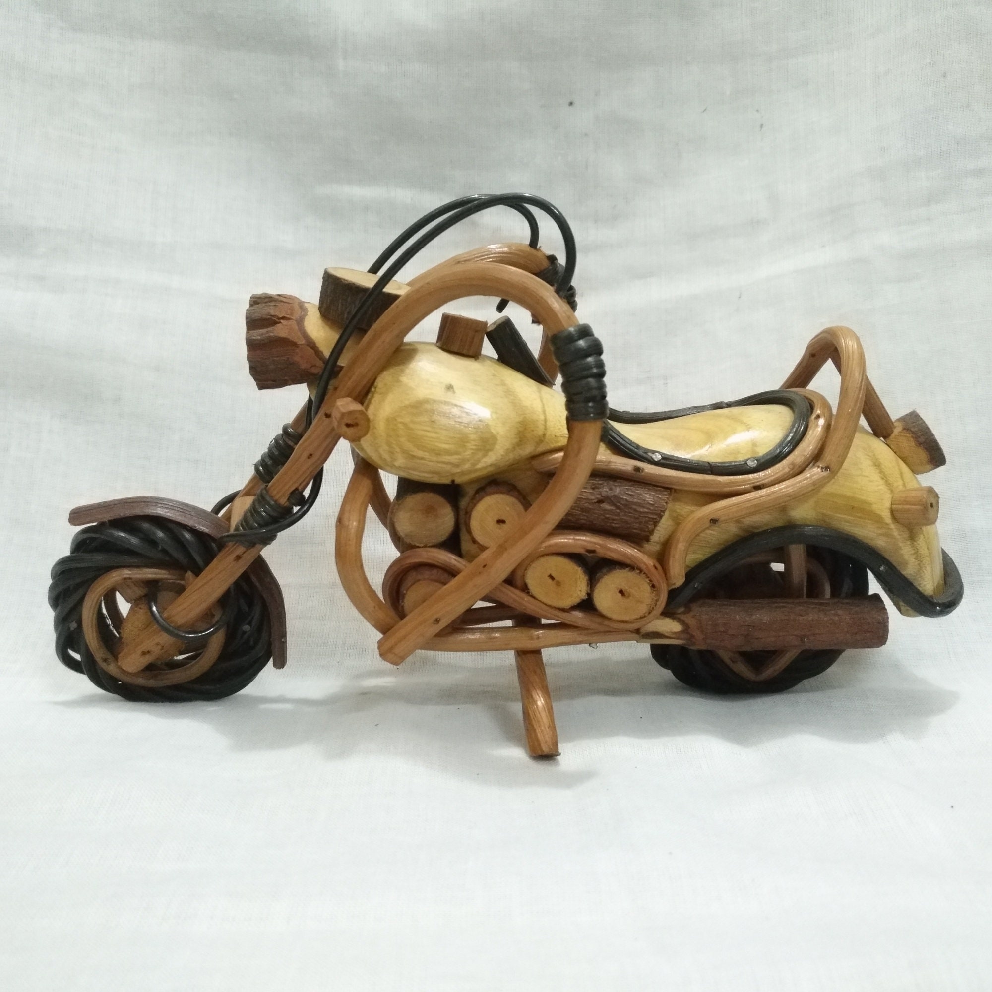 Wooden Motorcycle Harley Davidson Model Handmade Home Decoratives