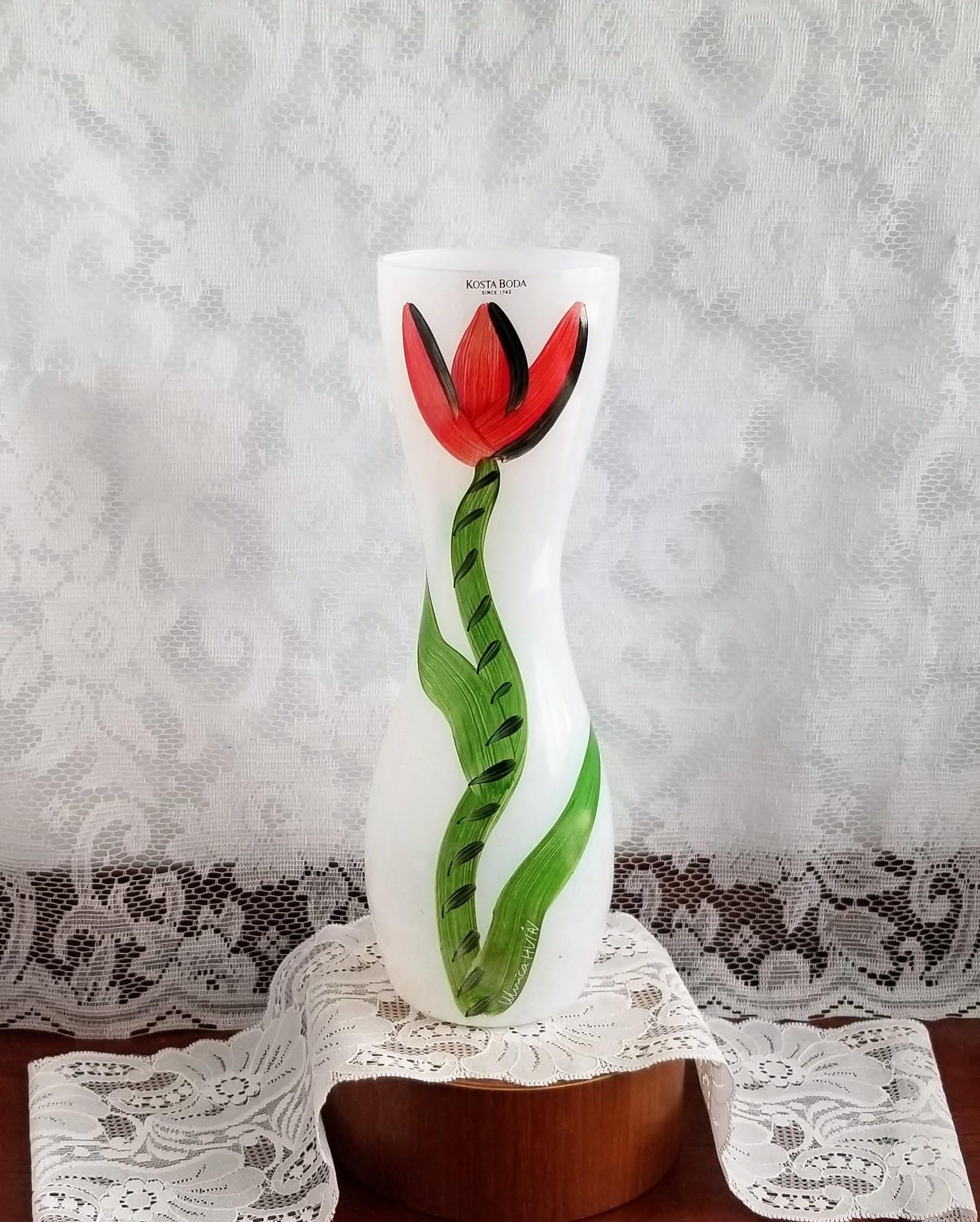 Vintage Kosta Boda 'tulipa' Tulip Collection Art Vase- Hand Blown
