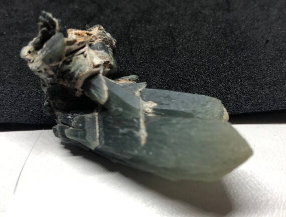 セリフォス グリーンクォーツ ☆レア☆クラスター ギリシャ セリフォス