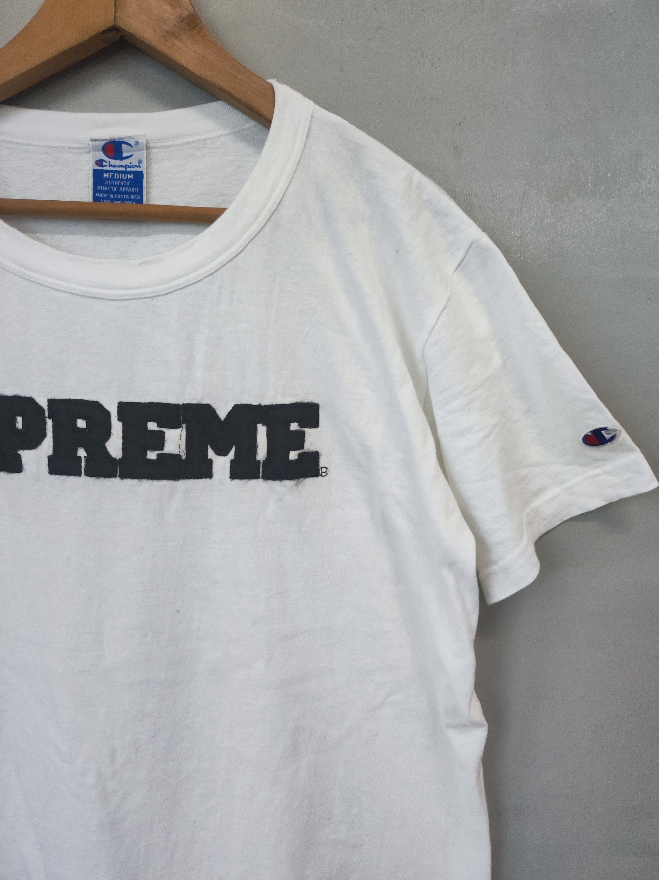 Vintage Supreme X Champion 90s T-shirt Champion Streetwear Supreme