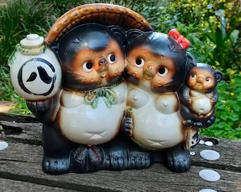 縁起物 信楽焼 タヌキ科たぬき - Etsy