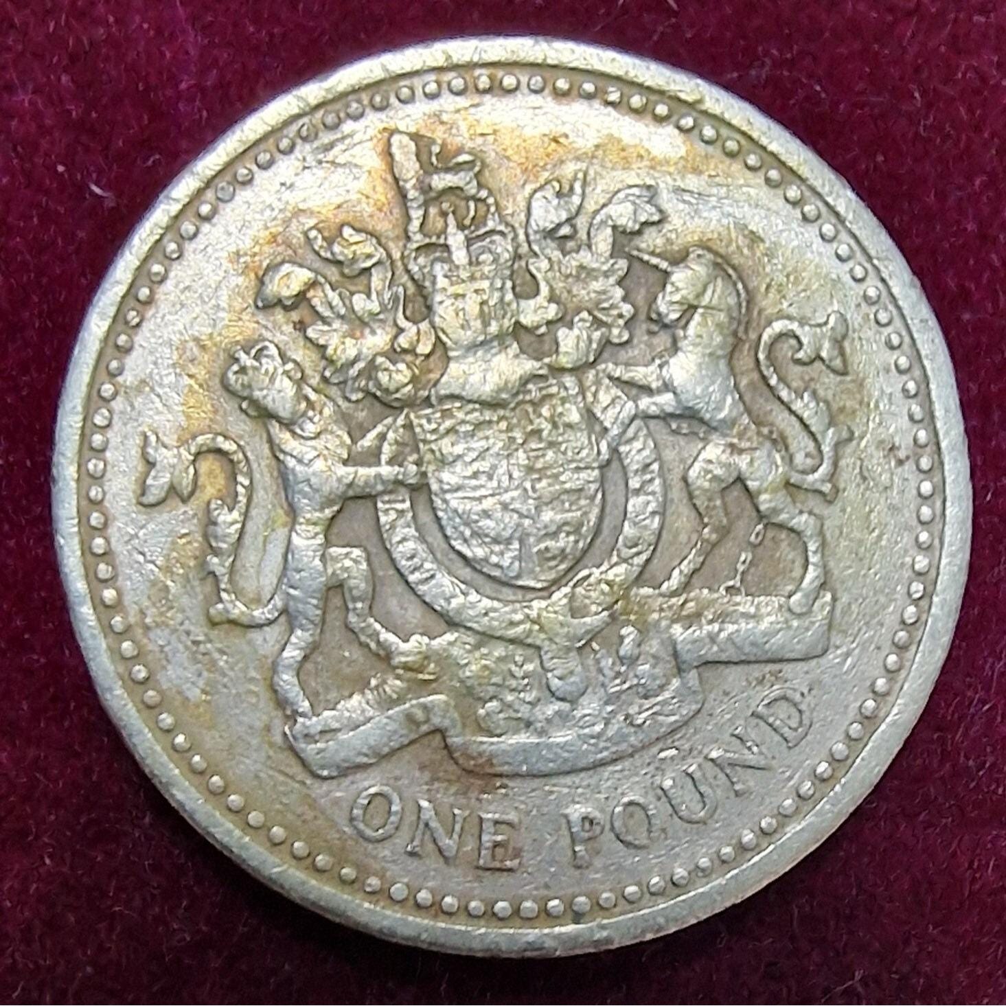 One pound 1983 - Etsy 日本