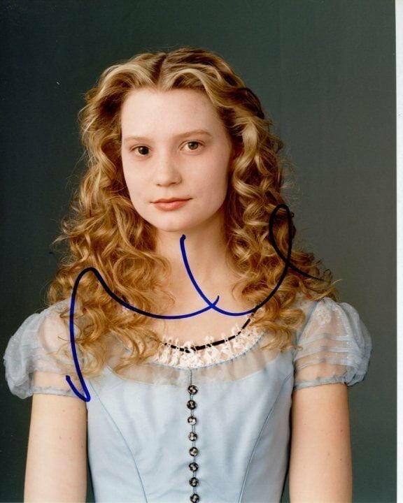 ミア・ワシコウスカのサイン入り 8x10 不思議の国のアリス写真 - Etsy 日本