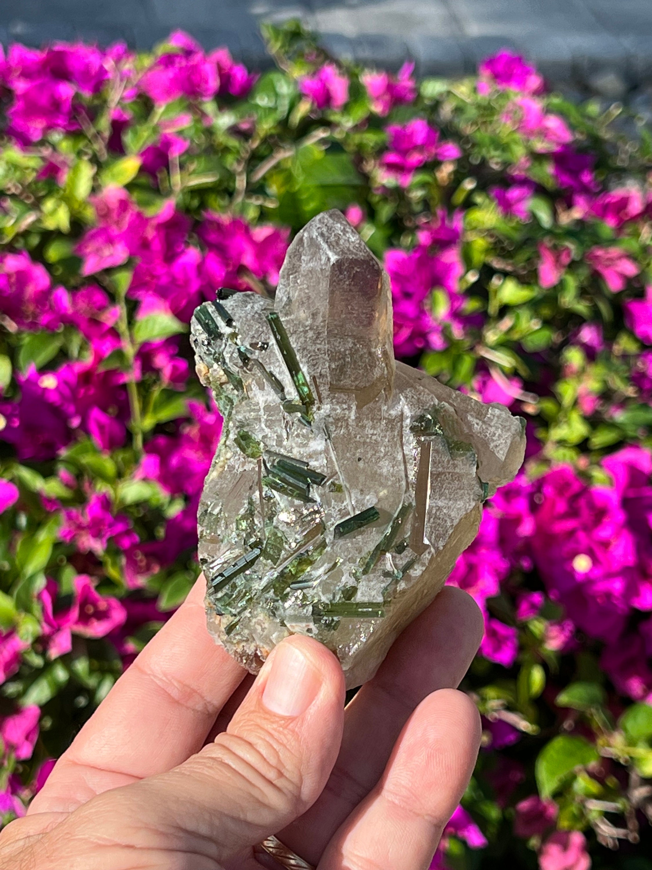 トルマリングリーン オン クォーツ - Etsy 日本