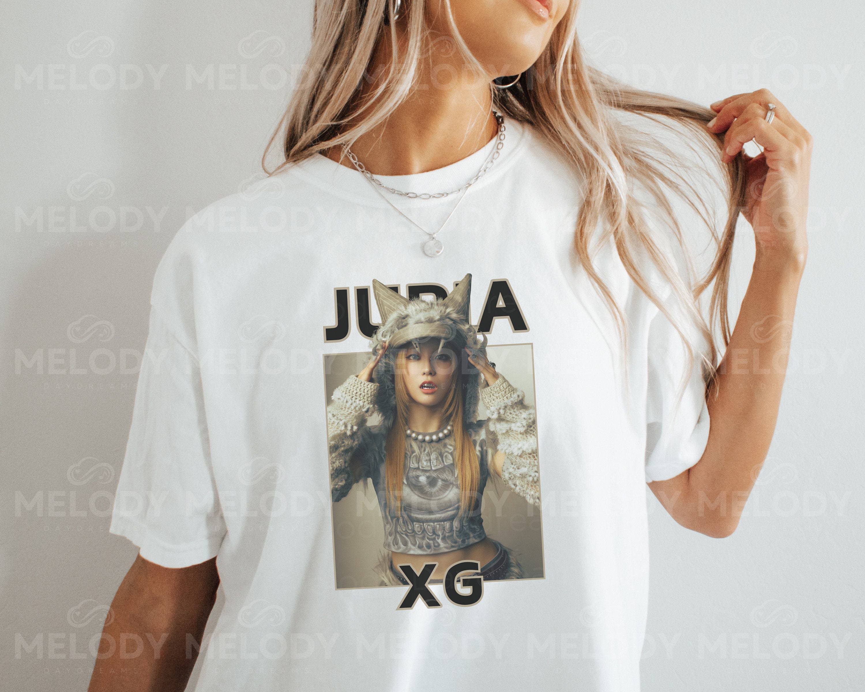 購入 XG WOKEUP Replica Tee M