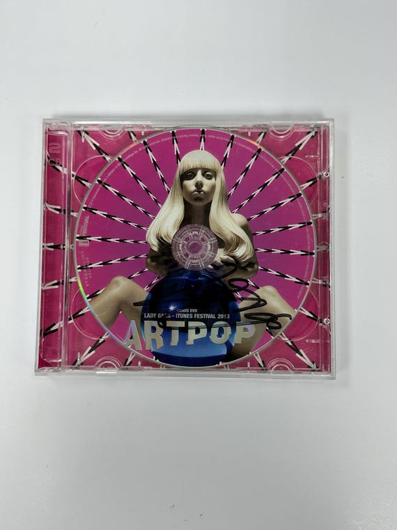 LADY GAGA レディー・ガガ サイン入りCD