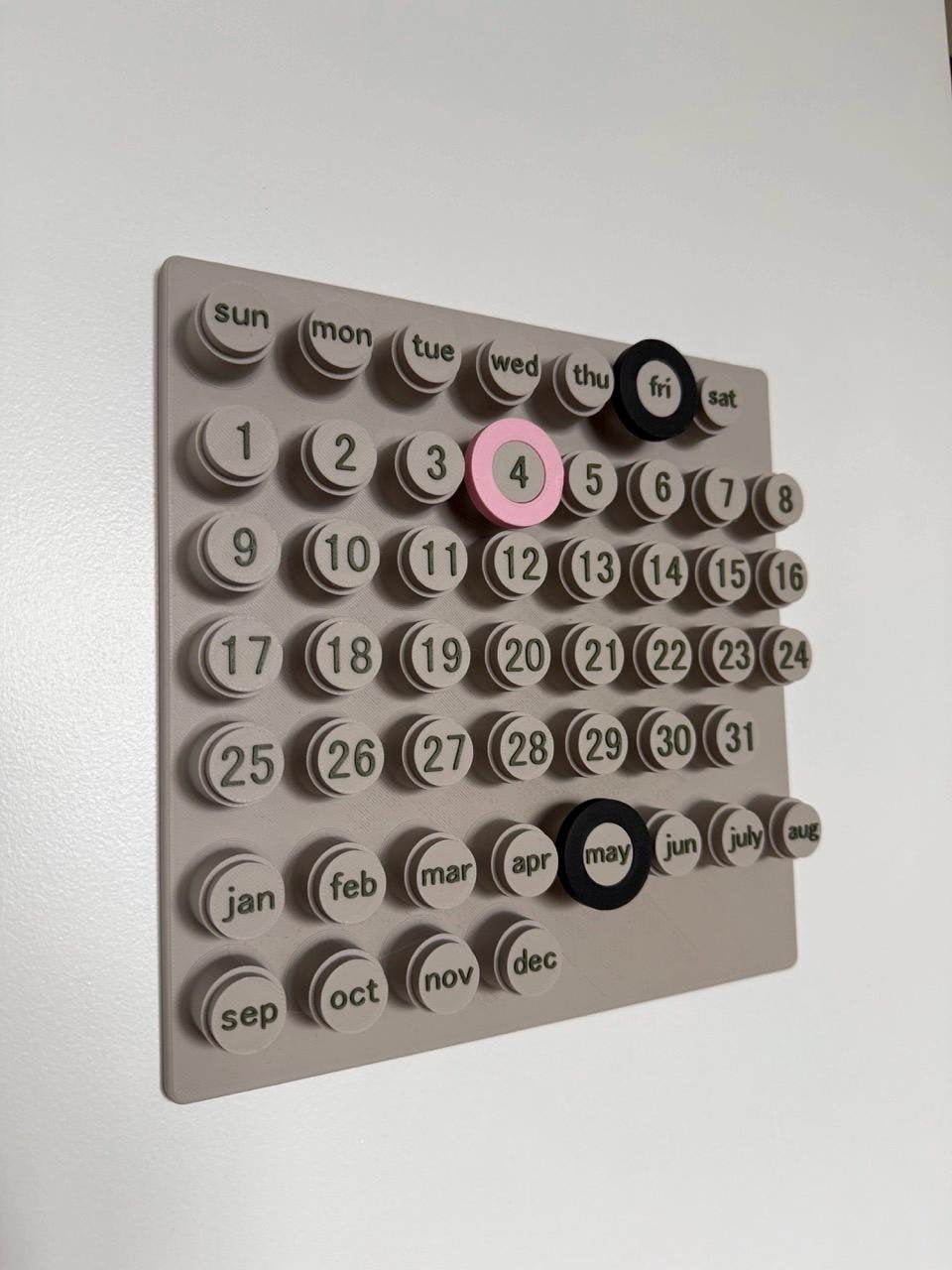 Vintage Ring Date Perpetual Calendar | Compact Version | Retro