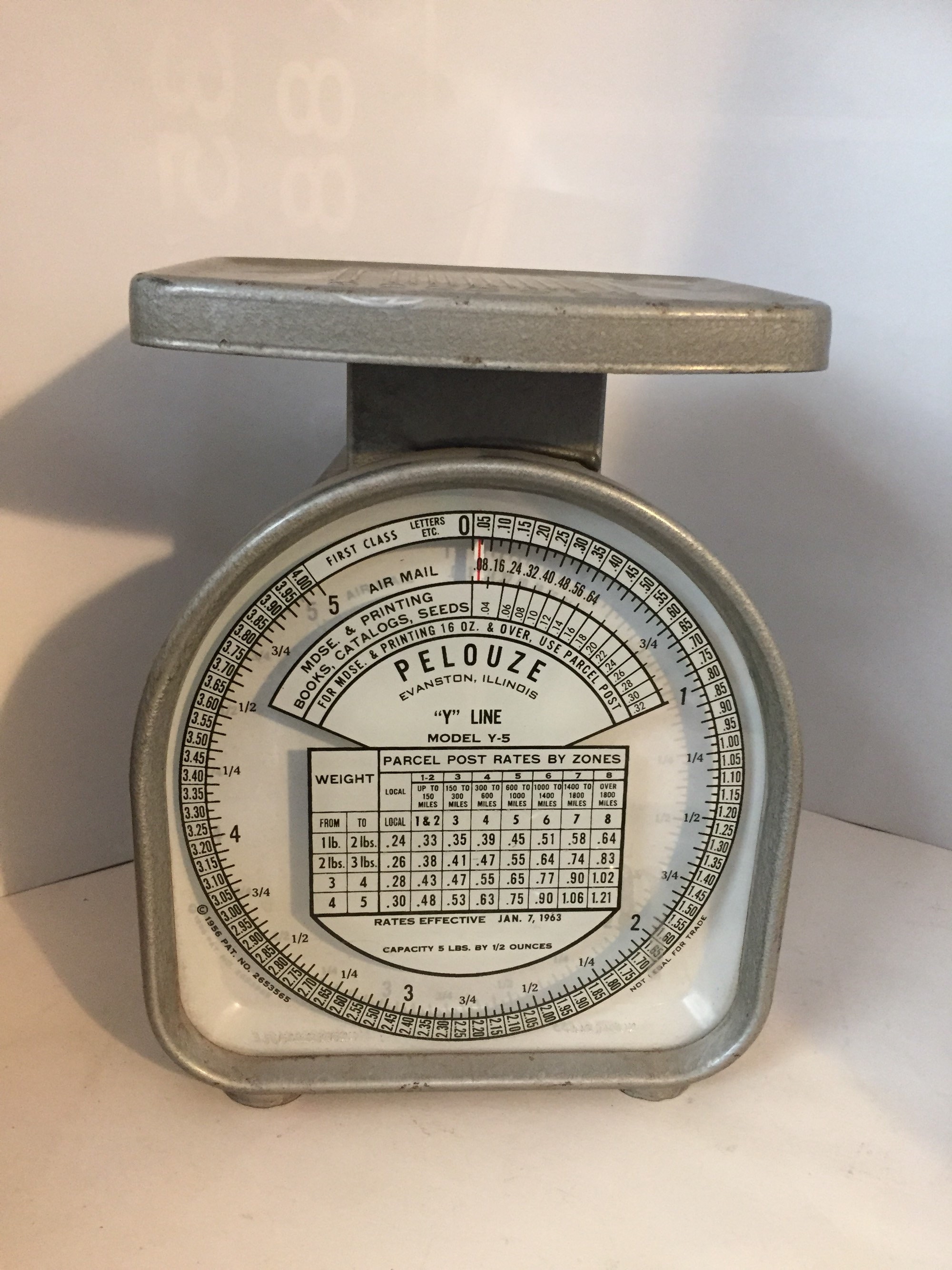 Vintage PELOUZE 5 Lb Postal Scale Y Line Model Y-5 1963 Rates