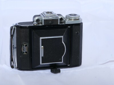 Zeiss Super-Ikonta A (531) 6x4.5cm Folding Camera. Zeiss Tessar