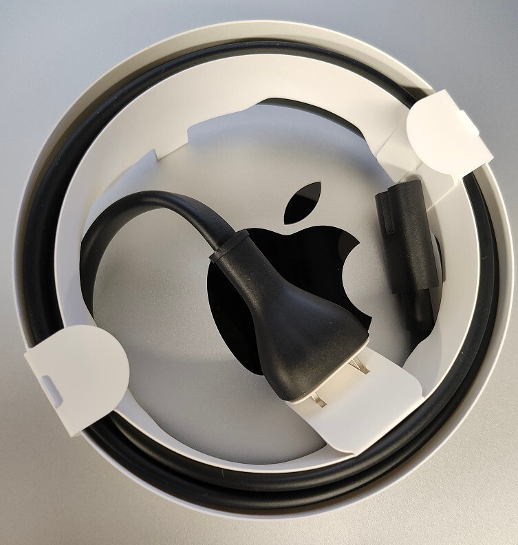 Apple Mac mini 4シルバー 本体と電源ケーブル Apple Mac mini m4 16GB