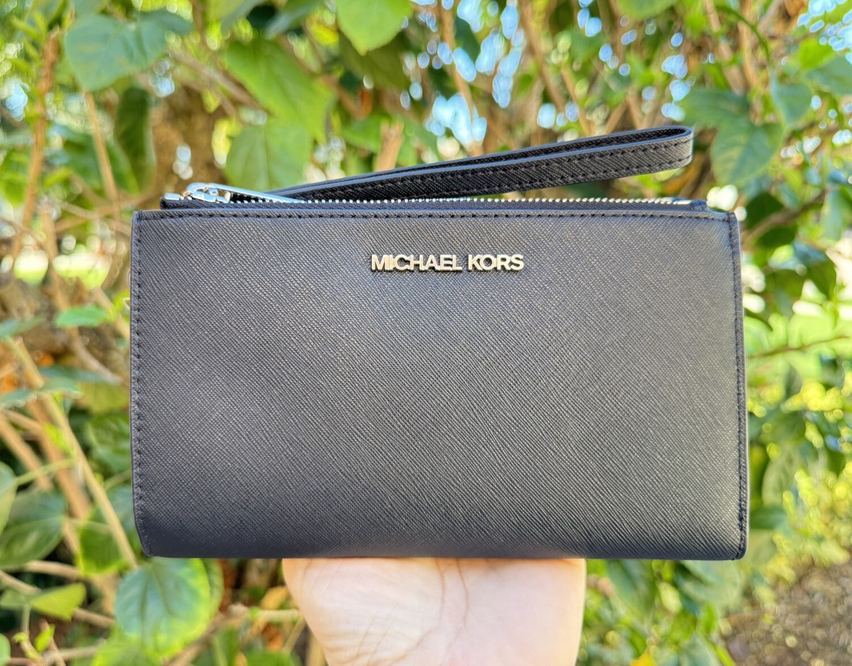 Michael Kors Jet Set Travel Large Double Zip Phone Wallet Wristlet