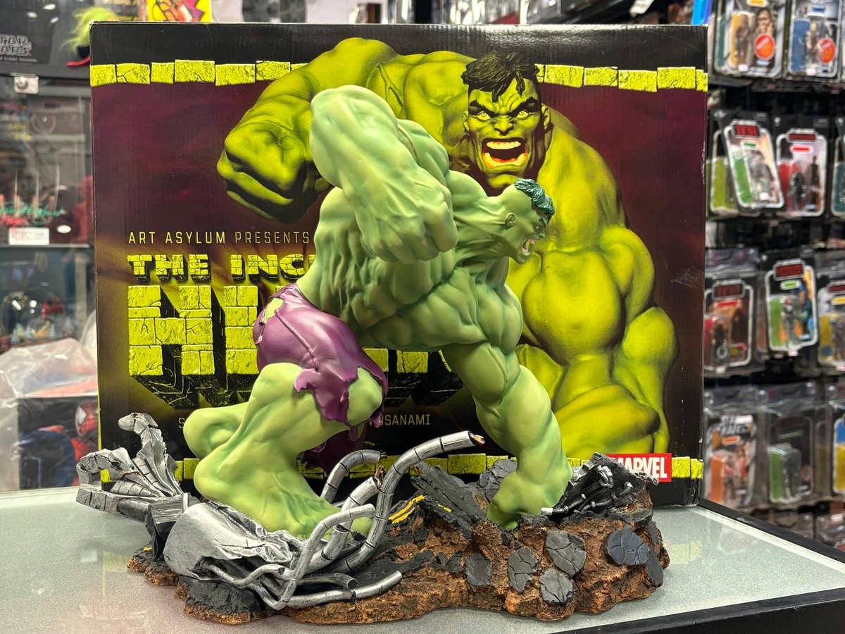 Incredible Hulk Statue (Marvel Comics, Diamond Select) Open Box | eBay
