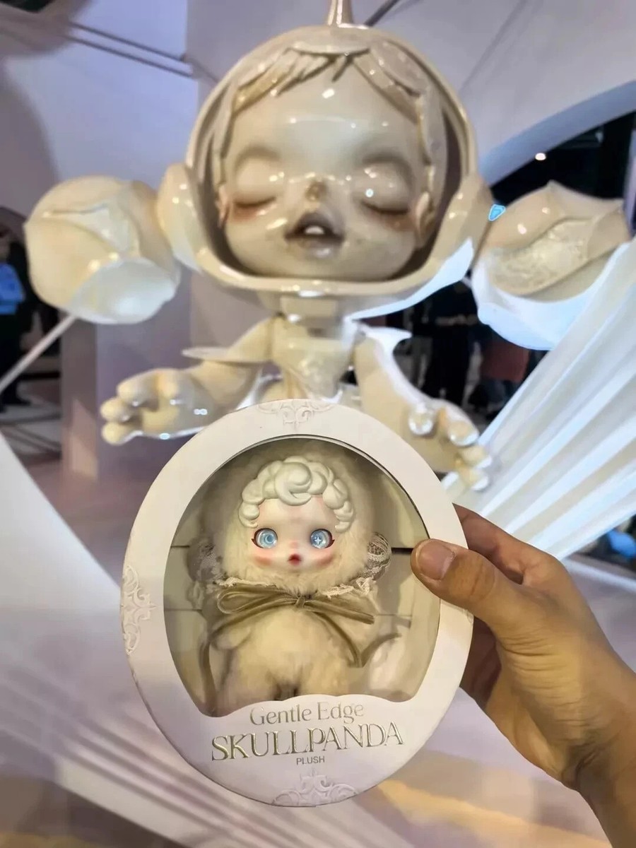 POPMART SKULLPANDA Gentle Edge