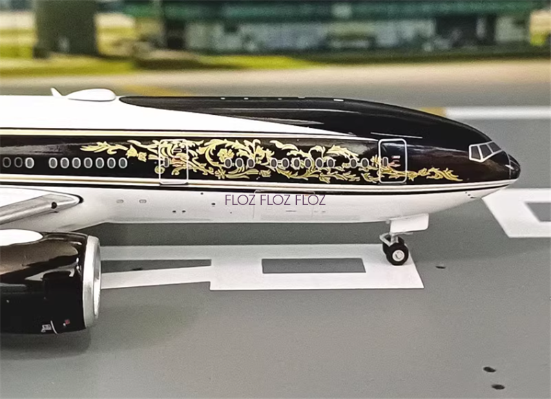北のドン B777-200 1/200 & サーブ340 モデルプレーン 北のドン B777