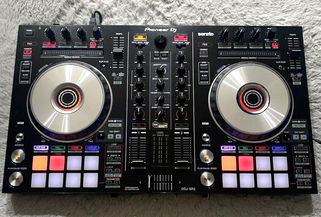 Pioneer DJ DDJ-SR2 DJコントローラー Pioneer DDJ-SR2 DJ Controller