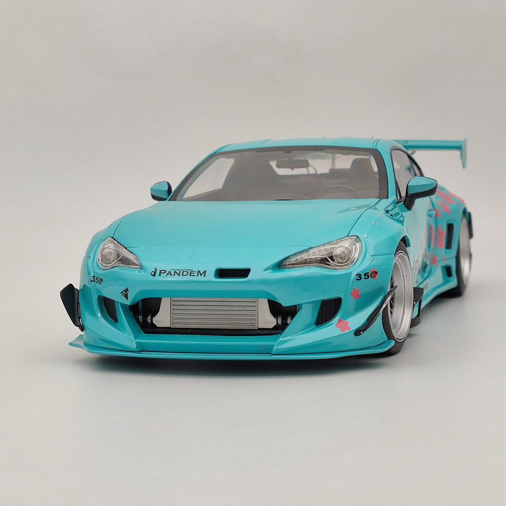 1/18 DCN Toyota 86 Rocket Bunny Pandem GT86 V3 Sakura Green