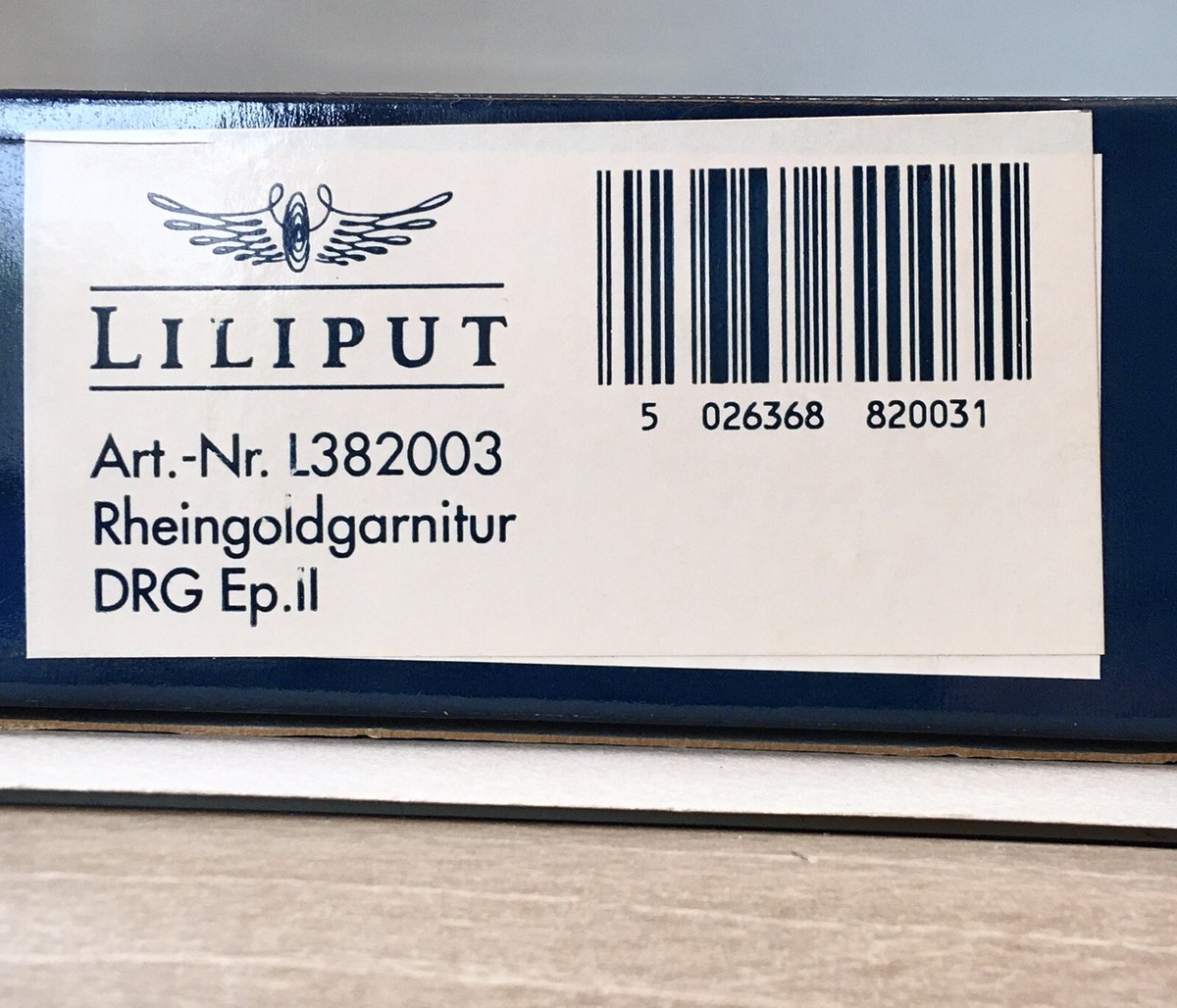 HO Express Passenger Train, 5-Cars w/Lights, “Rheingold” LILIPUT