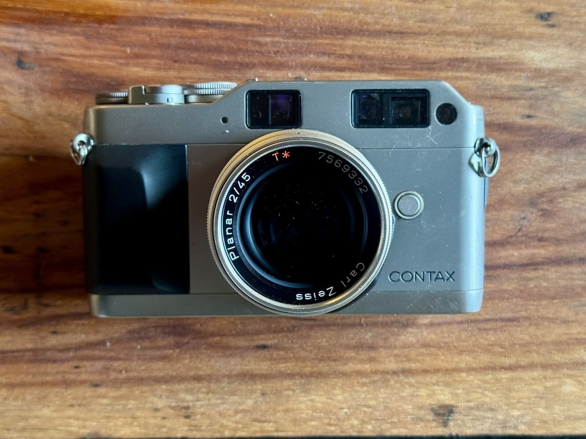Contax G1 35mm Rangefinder Film Camera Body w/ Carl Zeiss 45mm F2