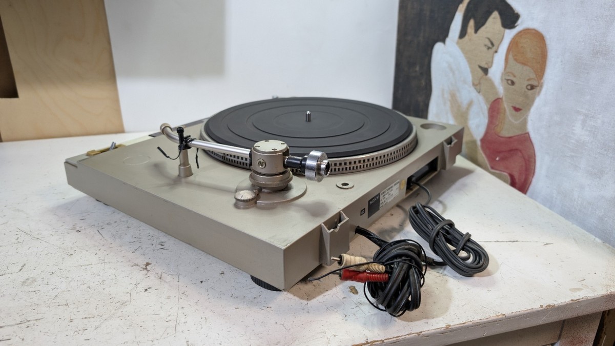 Vintage Sony PS-X30 Stereo Automatic/Direct Drive Stereo Turntable