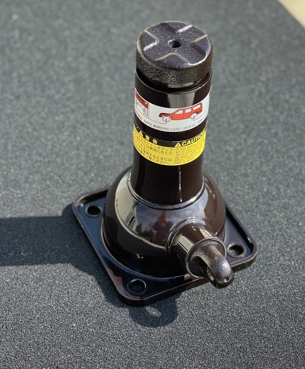 1993-1997 Toyota Land Cruiser FZJ80 Spare Tire Tool Kit Bottle