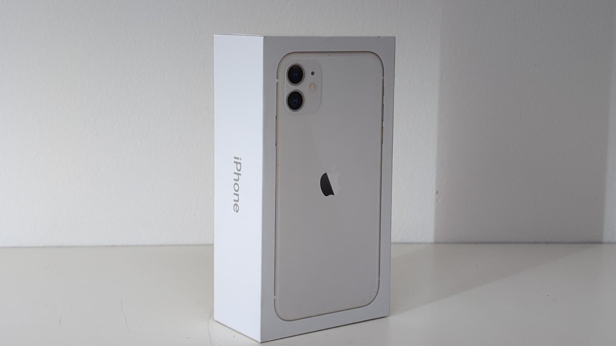 注文 Apple iPhone 11 ホワイト 箱付き 64GB 箱あり付属品Apple iPhone