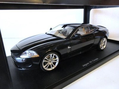 中古】AUTO art JAGUAR XK 2006 COUPE 1:18