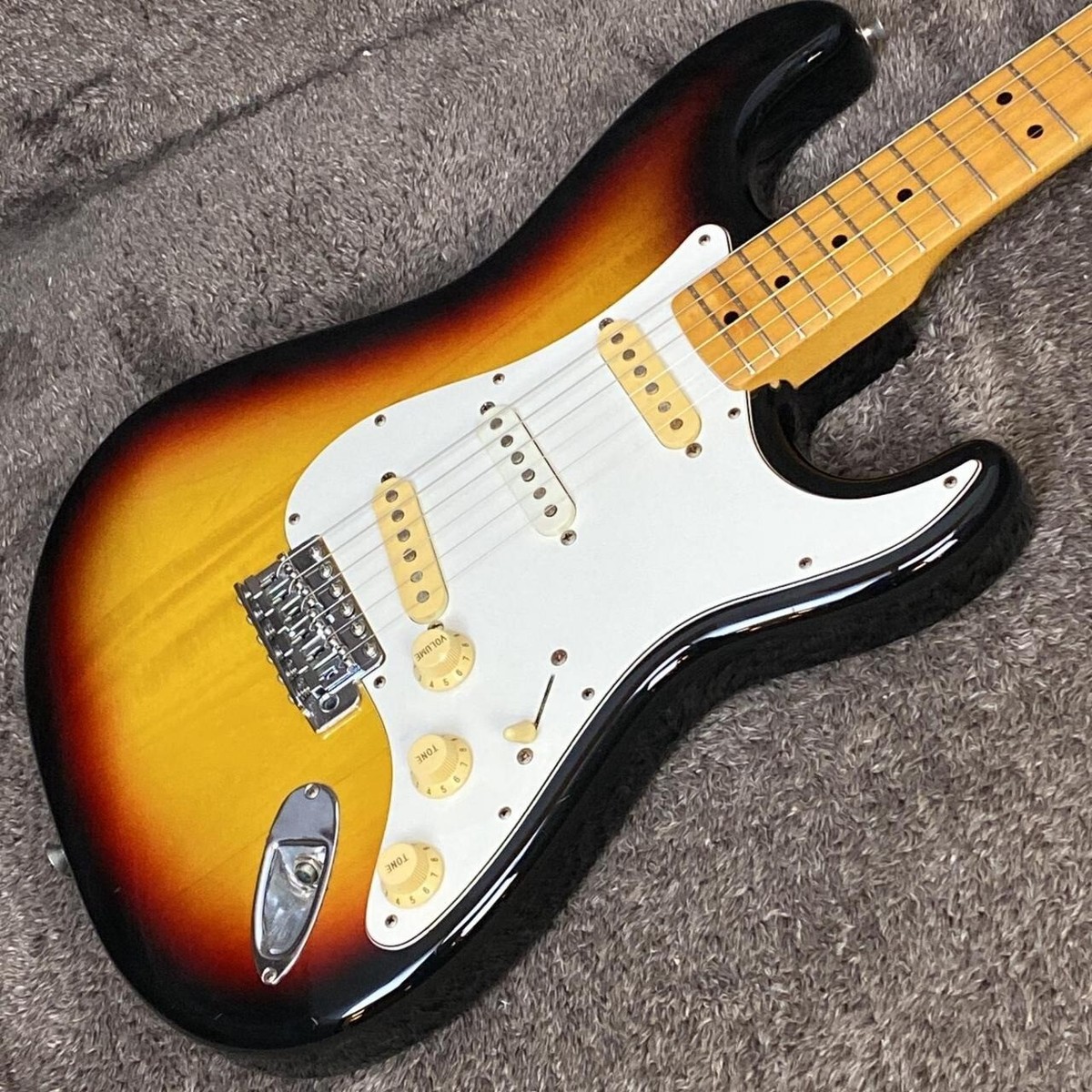Fender Japan Stratocaster ストラトキャスター ST72 Fender Japan