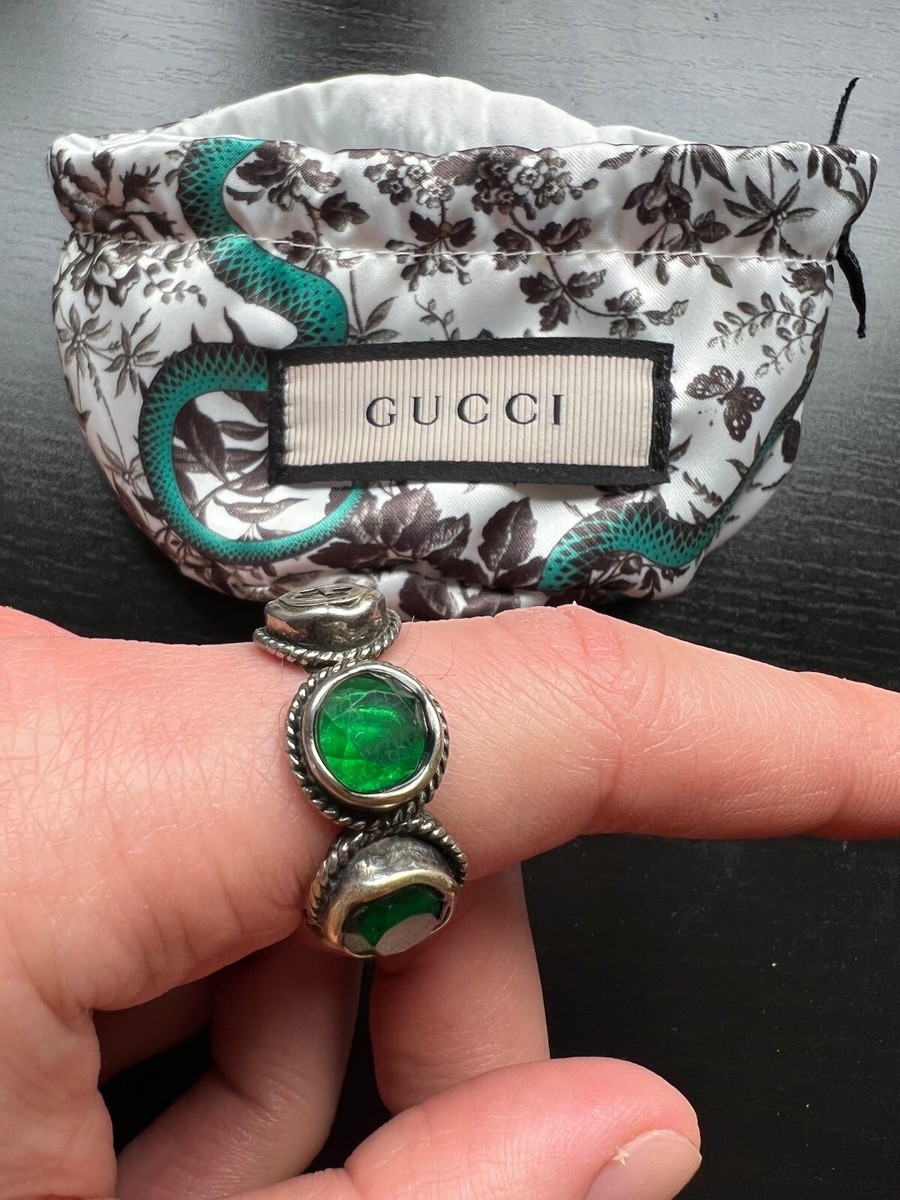 GUCCI GGロゴ メタルブローチ GUCCI GGロゴ メタルブローチ GUCCI GG