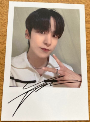 ATEEZ ユノ YUNHO Polaroid signポラロイド ポラ チェキ