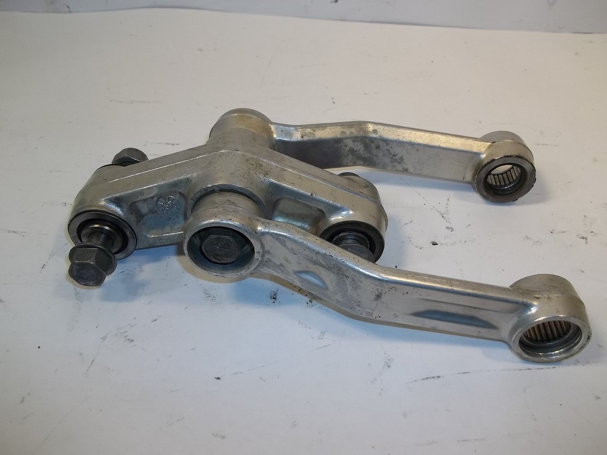 KAWASAKI ZX900 NINJA REAR UNITRAK SUSPENSION ARM 39007-1055 ZX 900