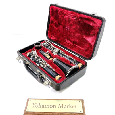 Yamaha YCL-251 YCL251 Bb Clarinet with Hard Case Standard Model