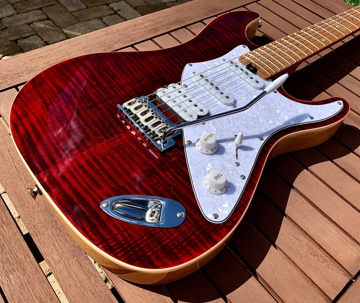 ストラトキャスター ダコタレッド アリア proⅡ ストラトキャスター