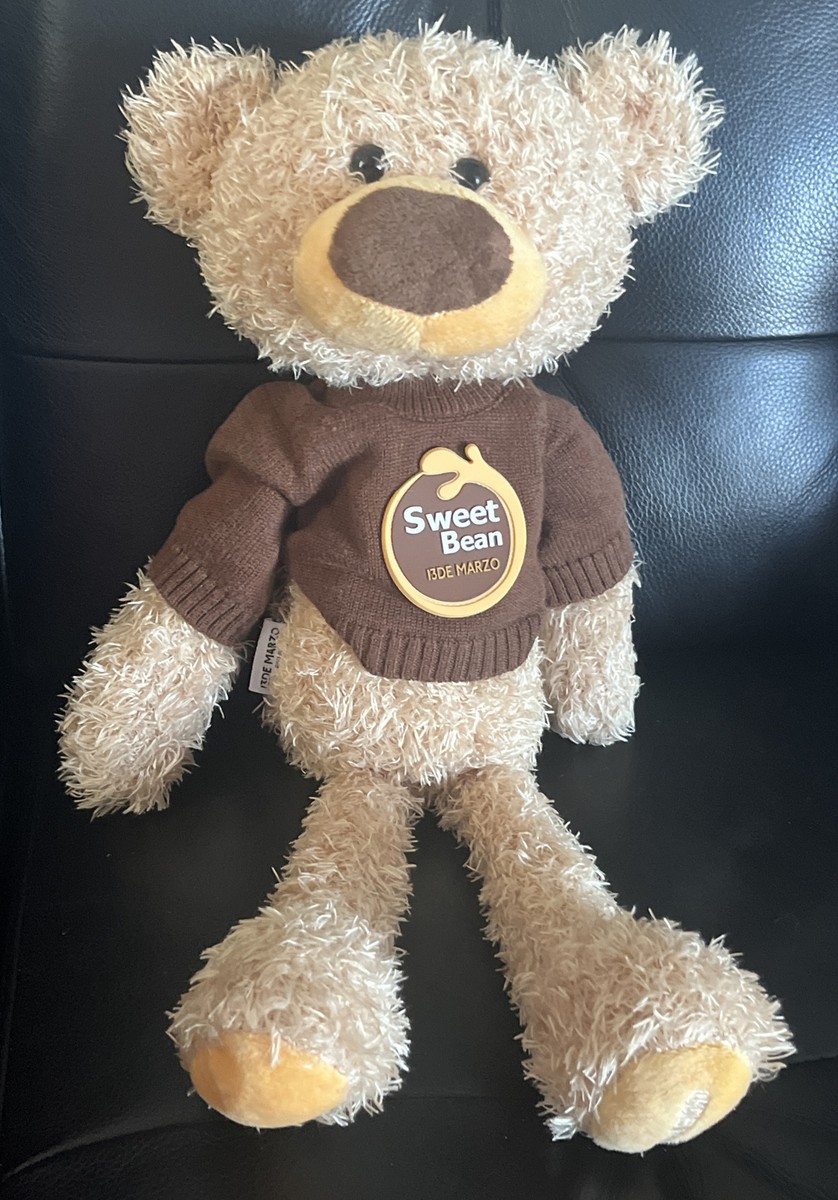 13De Marzo x POP MART Sweet Bean Bear Stuffed Plush Animal París